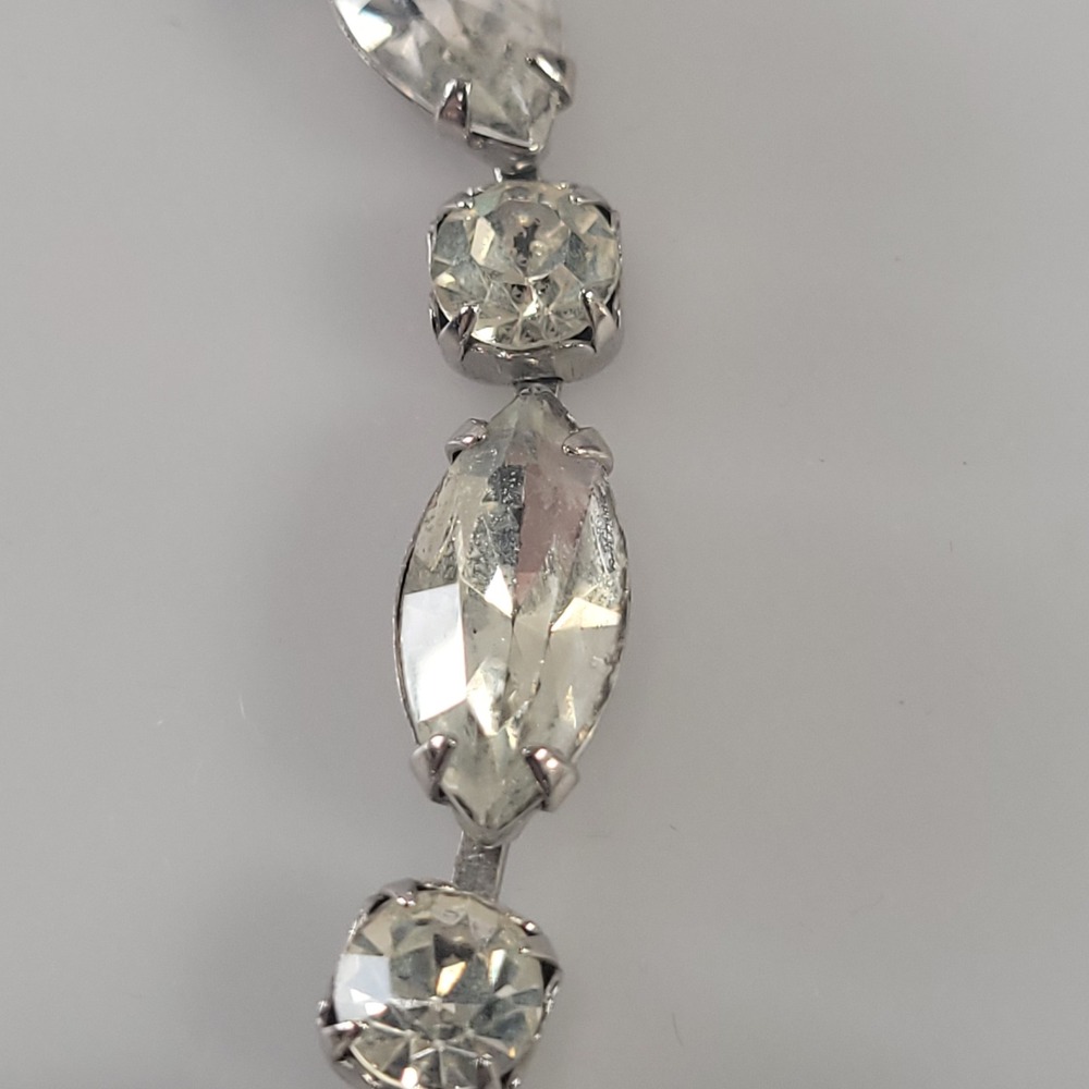 Weiss Vintage Clear Rhinestone Marquise Round Silver Tone Bracelet 6.25 Inch - Picture 4 of 7